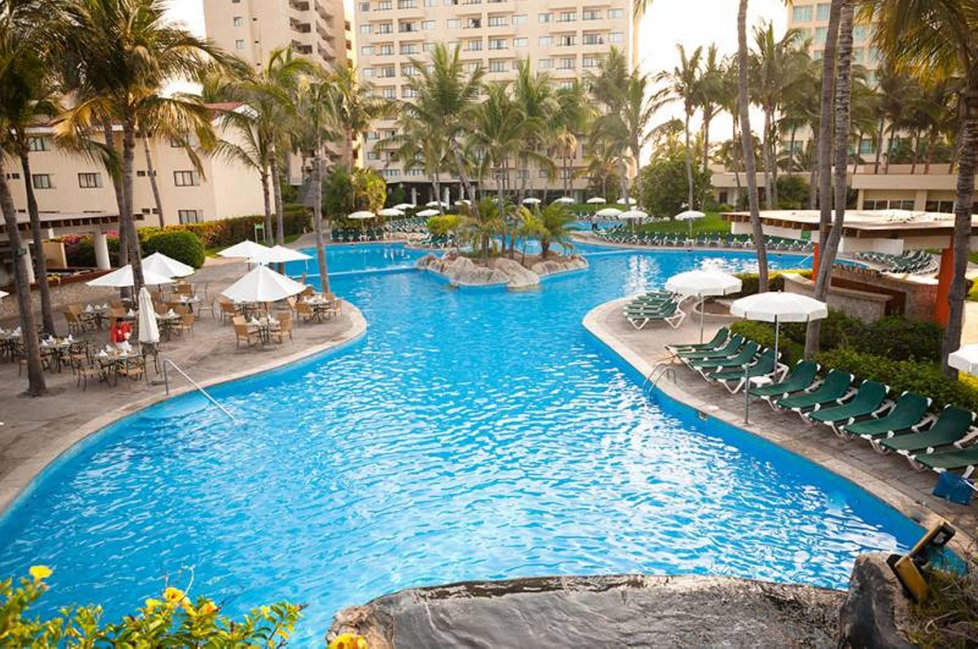 Ocean Breeze Mazatlan Hotell Exteriör bild